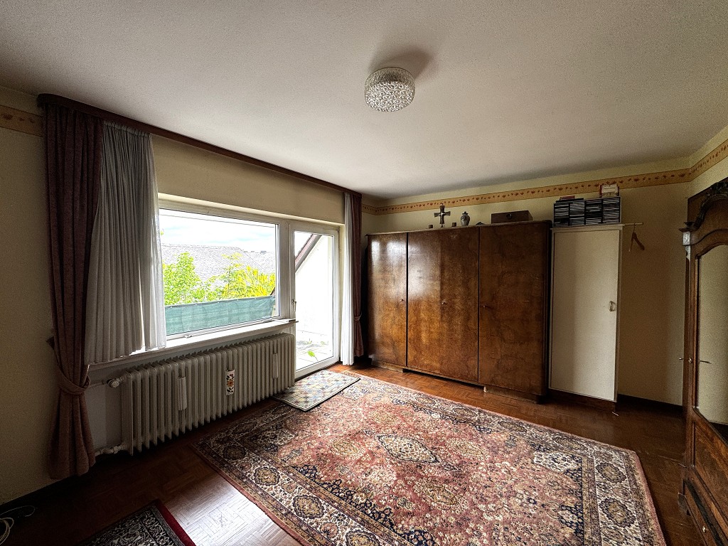 Schlafzimmer mit Loggia