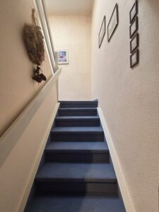 Treppe zu DG